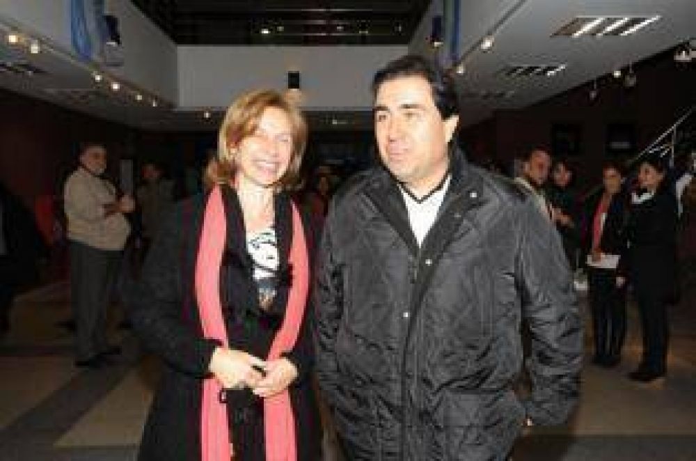 Sergio Mansilla: �Betty Rojk�s es la candidata natural de este proyecto�