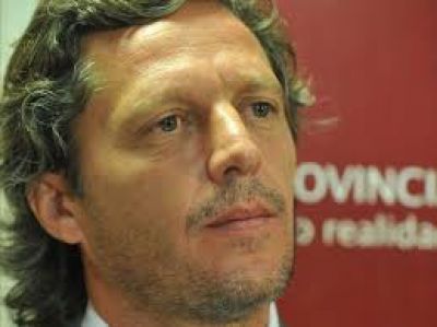 RENUNCI� EL PRESIDENTE DEL IPV