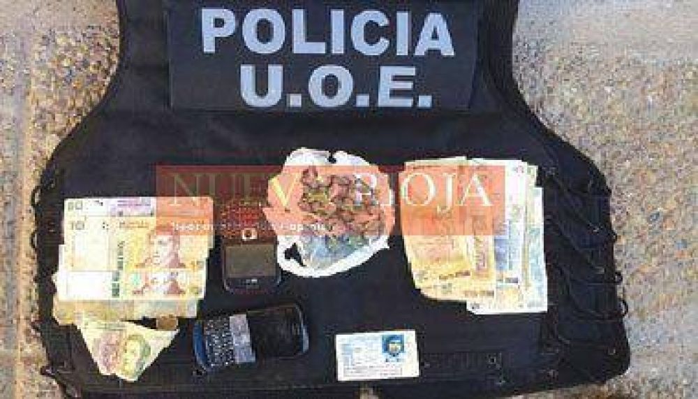 Presos con droga en pleno centro