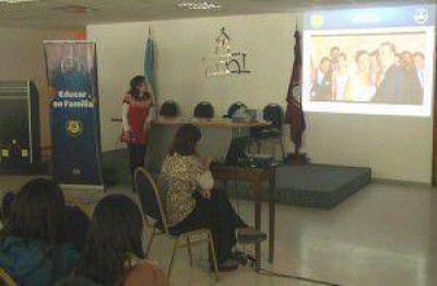 Concientizan a vecinos sobre el consumo responsable de alcohol
