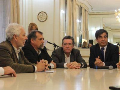 Emilio L�pez Muntaner present� la comisi�n de Libertad de Expresi�n en el Senado