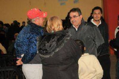 Jalil escuch� reclamos de los vecinos