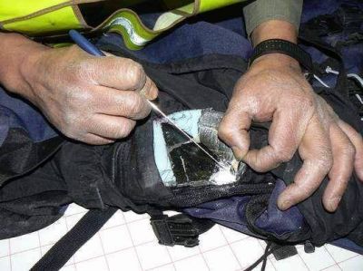 M�s de 14 kilos de coca�na transportaban en valijas de doble fondo 