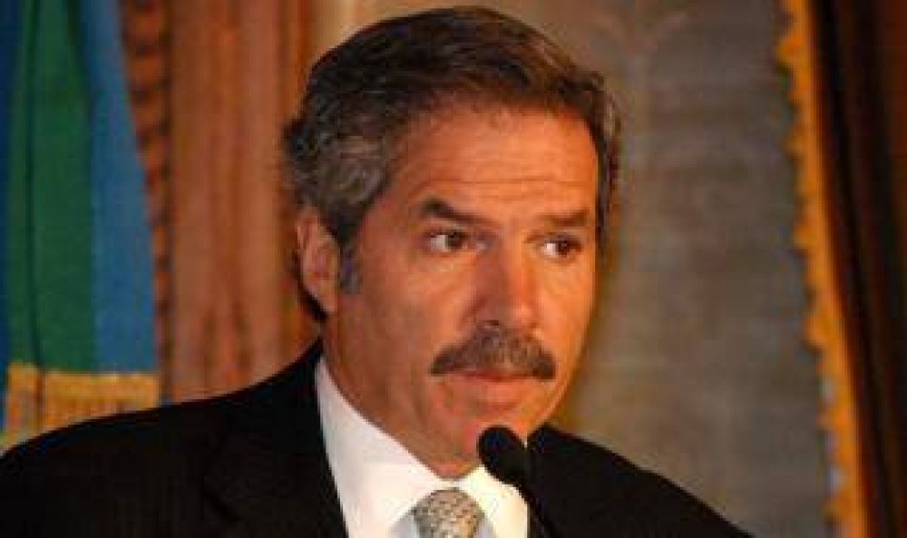 Elecciones 2015: Sol� ratific� su intenci�n de ser Gobernador de la Provincia