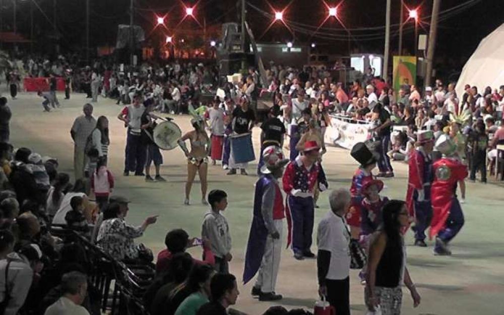 Reuni�n por los corsos