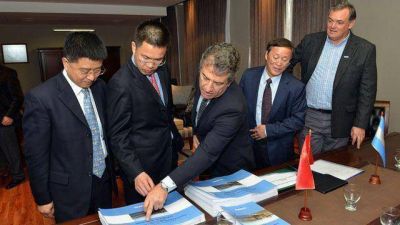 Urribarri busca garant�as para los inversores chinos