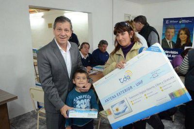 Llega la televisi�n digital abierta y gratuita a Larroque y Urdinarrain