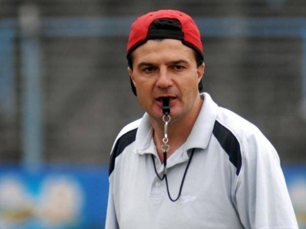 Newell's oficializ� ayer la designaci�n de Carozo Raggio como nuevo DT