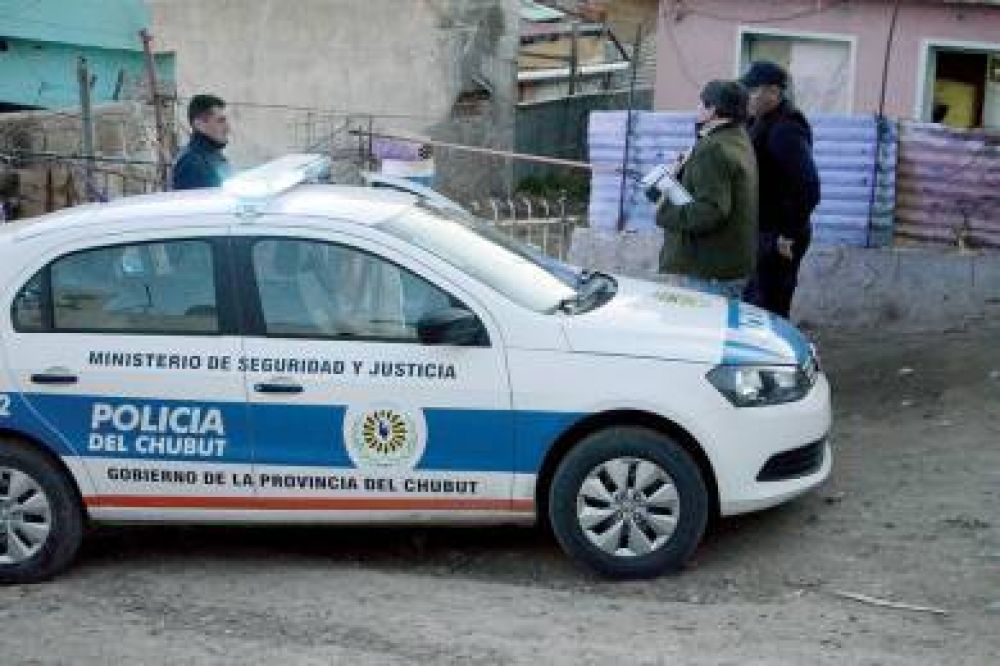 Rematan a veterano de guerra con un bloque en la cabeza y su hijo es el principal sospechoso