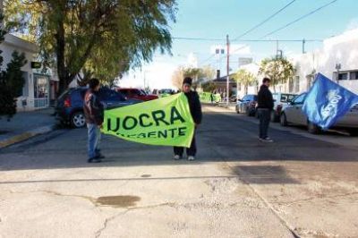UOCRA apoya a los trabajadores municipales