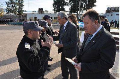 Incorporaron 244 efectivos a la Polic�a de la Provincia