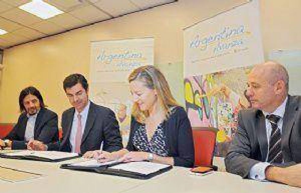 Urtubey acord� con Microsoft el desarrollo de recursos y herramientas tecnol�gicas en Salta