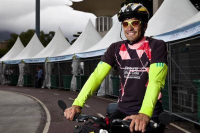 Pedaleando o surfeando, los viajes m�s ins�litos de los argentinos que est�n en Brasil