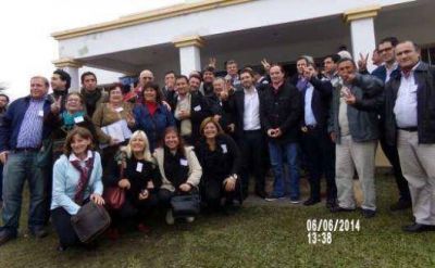 Junto a Camau, los concejales del FPV de toda la provincia emitieron un documento en apoyo a Bassi