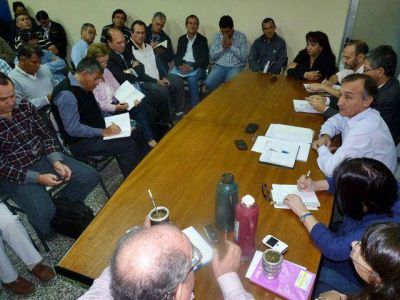El Ministerio de Educaci�n convoca a reuni�n este viernes a sindicatos docentes