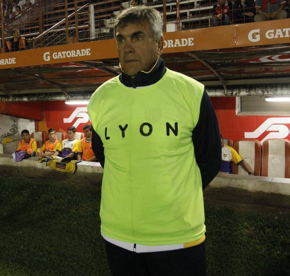  Dar�o Tempesta seguir� como director t�cnico de Juventud
