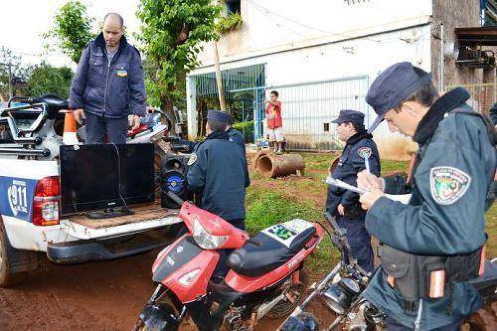 Cuatro detenidos, motos y objetos secuestrados en esclarecimiento de hechos delictivos