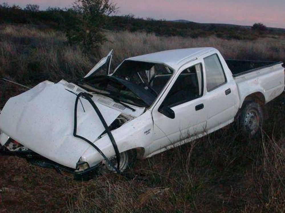 Dos lesionados en un choque en la ruta 152