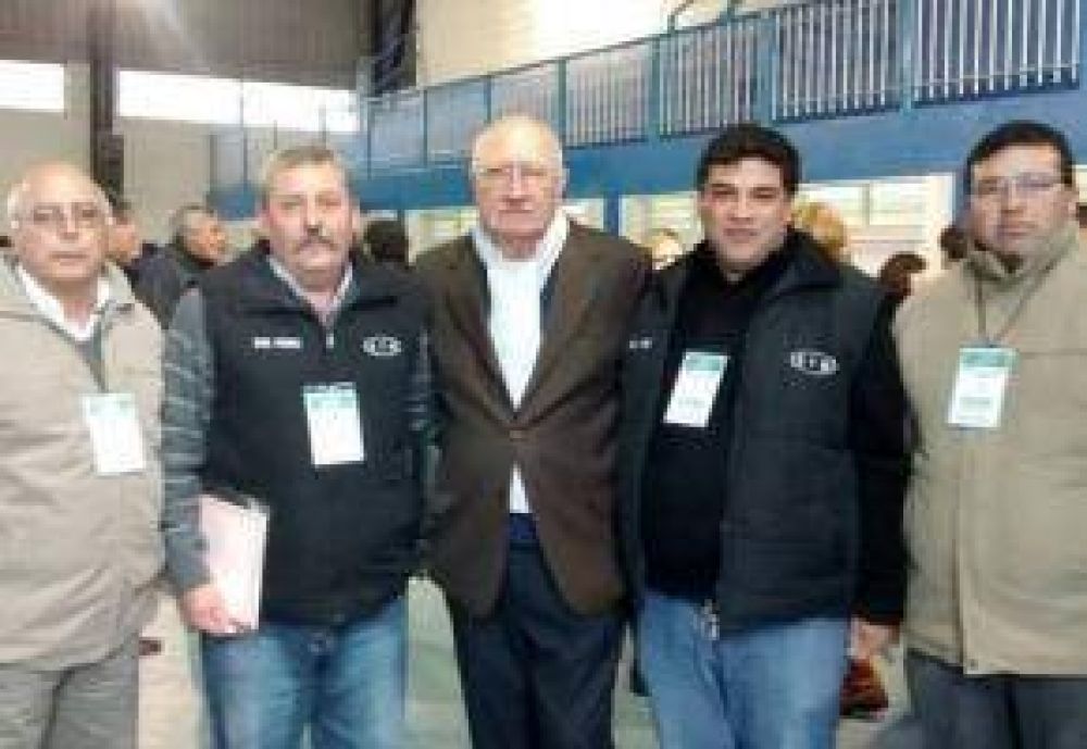 Parzon: �Pablo tiene que terminar el mandato�
