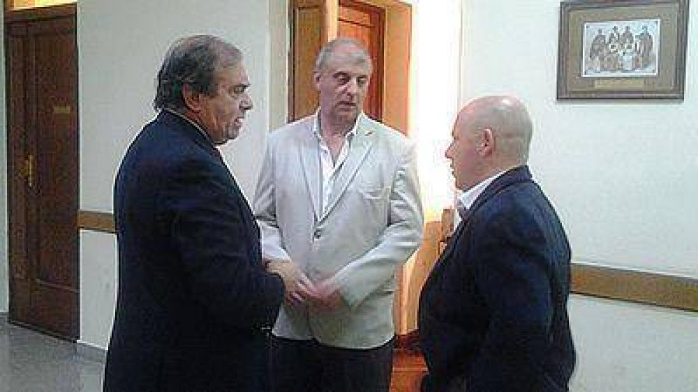 Sastre: �Me preocupa el destrato a la ciudad de Puerto Madryn�