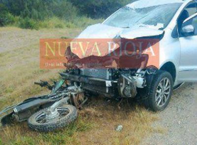 Una motociclista gravemente herida al chocar de frente con un autom�vil en Ruta 38