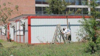 Retirar�n las aulas containers del Leng�itas