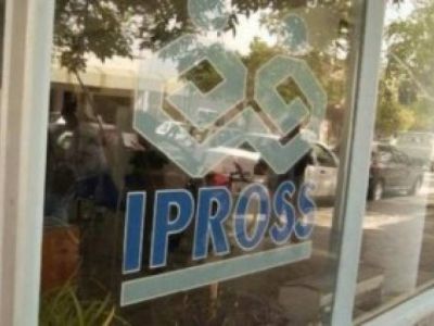 Martini se suma al repudio del cobro de adicionales a afiliados del IPROSS