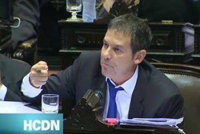 COSTA DIJO QUE ACEVEDO PODR�A ESTAR EN �SU� ESQUEMA POL�TICO