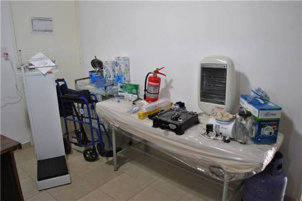 Se present� nuevo equipamiento para el CAPS del Barrio Colombo