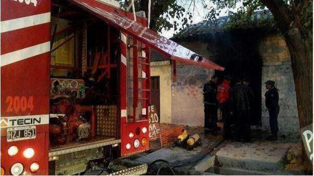 Se incendi� una casa en Mendoza: murieron dos chicos de 4 y 6 a�os