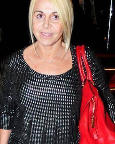 Claudia Villafa�e: 