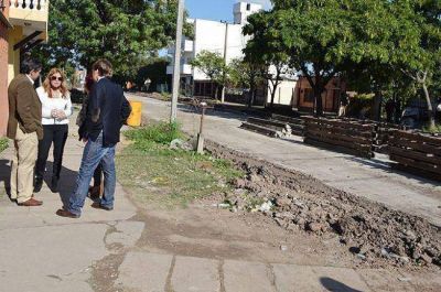Avanza la pavimentaci�n de las calles San Lorenzo y Arbo y Blanco