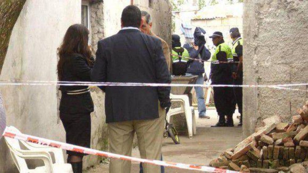 Una mujer mat� a su hijo de tres a�os a pu�aladas