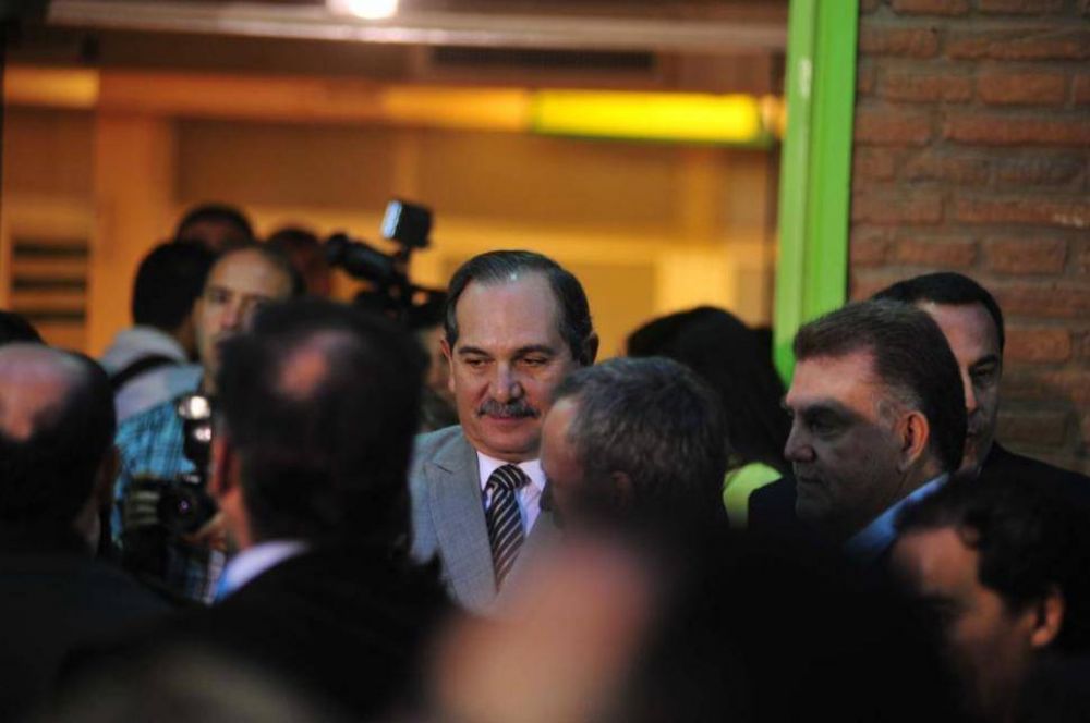 Alperovich: �tienen miedo de ir a una interna�