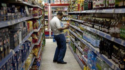 Tras dos meses de silencio, Venezuela inform� que la inflaci�n super� el 60% interanual