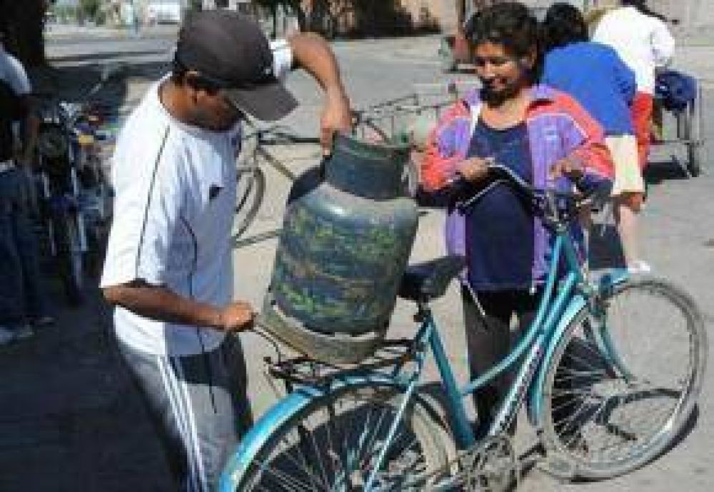 Piden a Naci�n que intervenga por las garrafas sociales