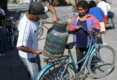 Piden a Naci�n que intervenga por las garrafas sociales