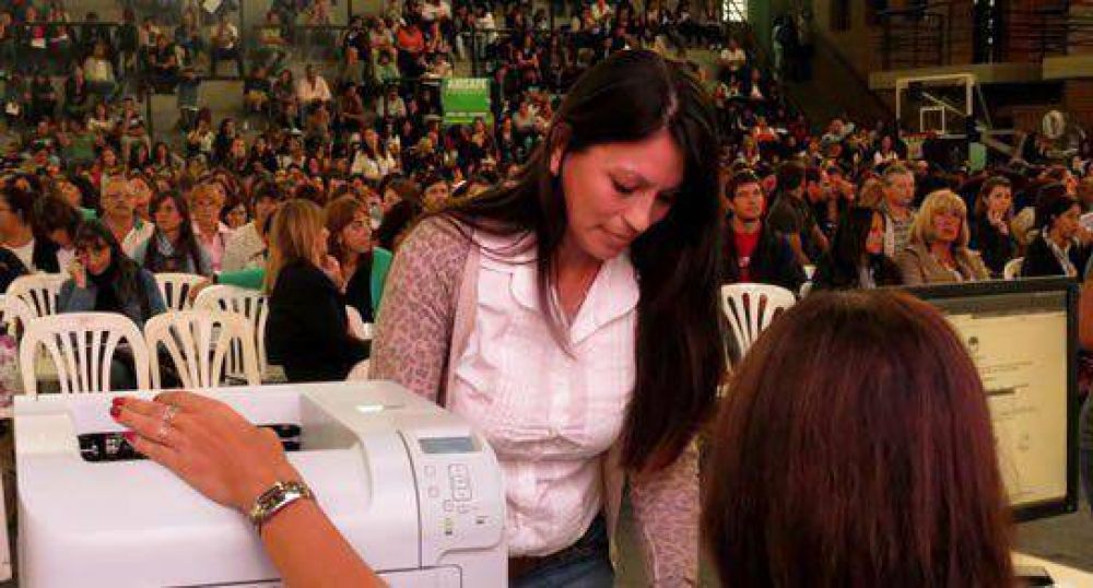 Abren concurso de ingreso a la docencia