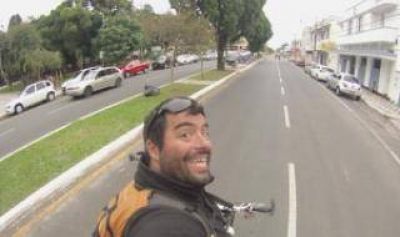 Mundial Brasil: Dos marplatenses llegaron a R�o de Janeiro en bicicleta