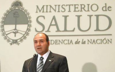 Manzur entreg� m�s de 5 millones de pesos a hospitales de Lan�s