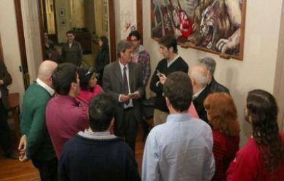 La oposici�n no dio qu�rum y evit� que se archivara el proyecto del Fondo Educativo
