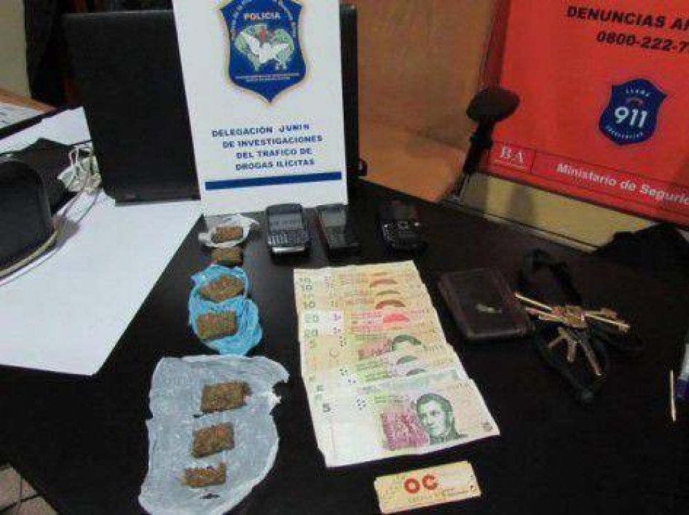 Hallan marihuana en un control de tr�nsito