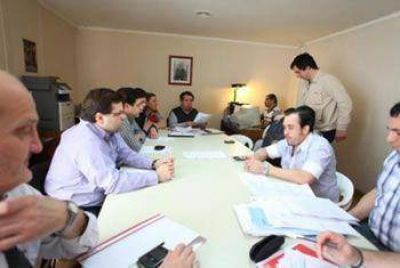 Culpan a UPCN por la suspenci�n de la paritaria central