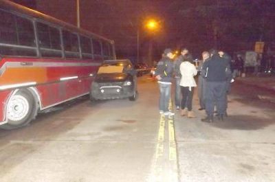 Drama Pasional en San Emilio: Encuentran a una pareja baleada y sin vida en un auto