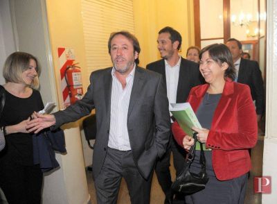 Mientras esperan aprobar la Polic�a Local, fuertes cruces en el oficialismo por candidaturas