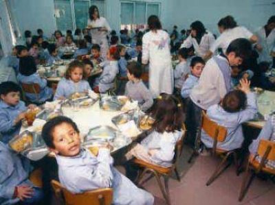 �Mundial y comedores escolares: circo sin pan�