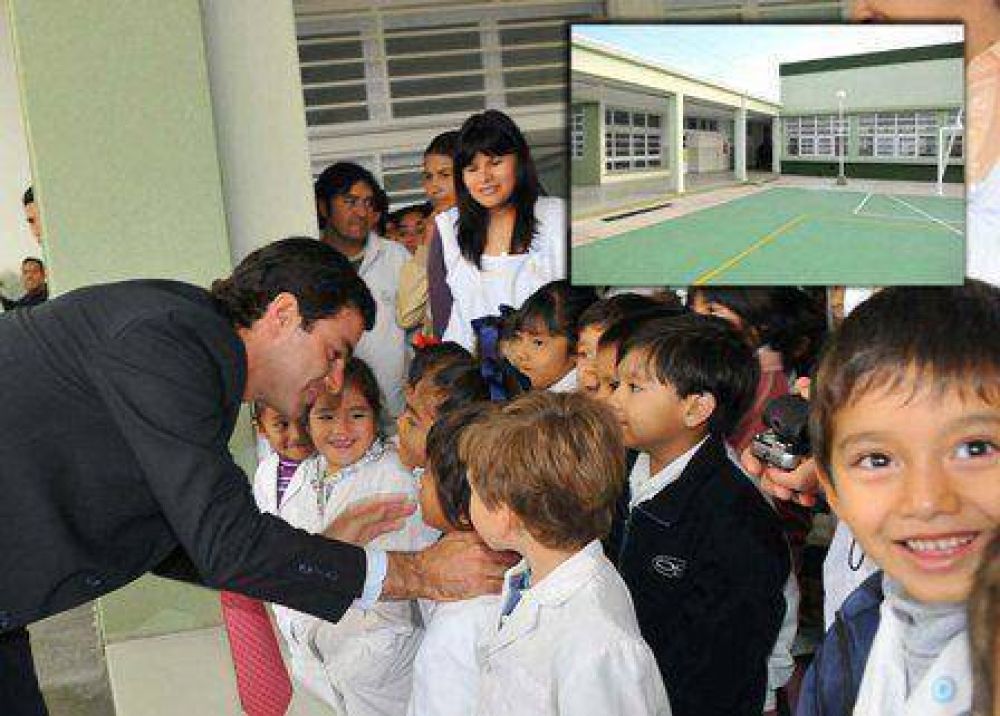La Provincia invierte este ao ms de $144 millones en obras educativas para la ciudad de Salta