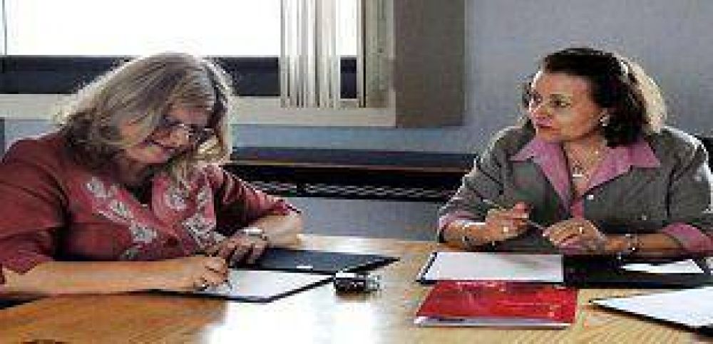 Educaci�n firm� un convenio de colaboraci�n acad�mica con la Universidad Nacional Aut�noma de M�xico 