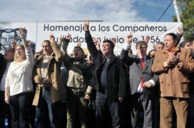 El PJ record� los fusilamientos de 1956 con cr�ticas al massismo