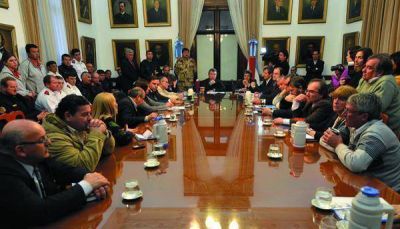 Urribarri coordin� acciones con intendentes y equipos de gobierno